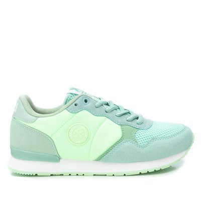 Chaussures de sport avec lacets réglables XTI