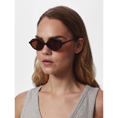 Lunettes De Soleil PIECES
