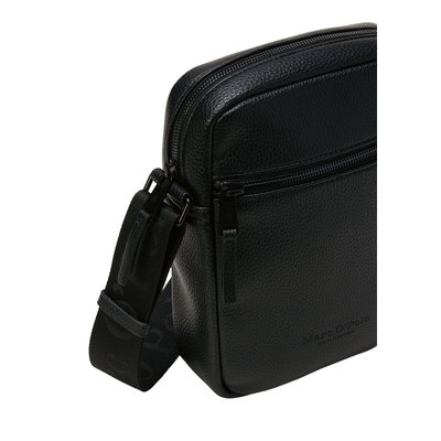 Sac à bandoulière small en une alternative de cuir en polyester recyclé MARC O'POLO