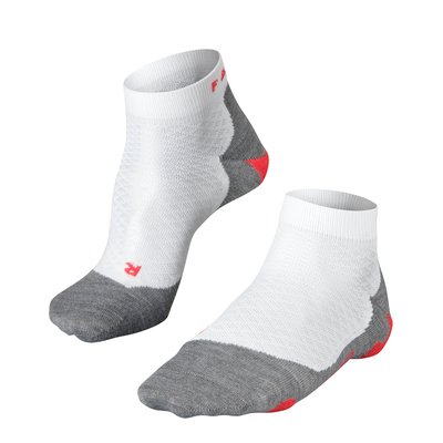 Chaussettes courtes RU5 Race Short Fibre artificielle FALKE