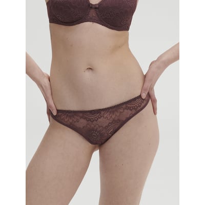Tanga, EMBLÈME SIMONE PERELE