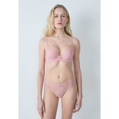 Tanga en dentelle COEUR ETAM