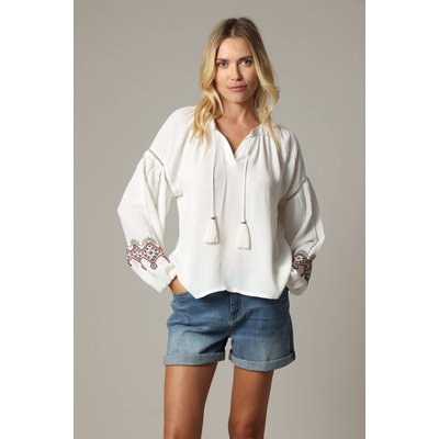 Blouse ample avec tissu gaufré, manches bouffantes et application brodée AMRIT DEELUXE