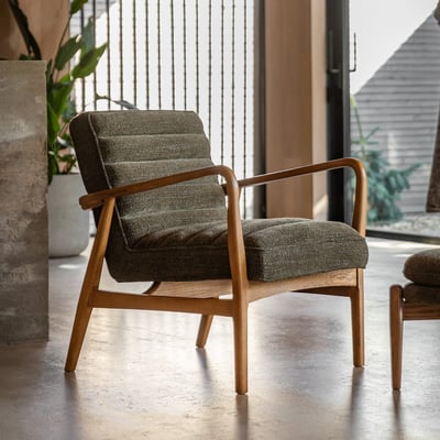 Fairfield Mid-Century Boucle Armchair with Solid Wood Frame ÉDITÉ