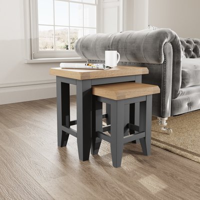 Table gigogne en bois finition charbon (lot de 2) COVENTRY PIER IMPORT