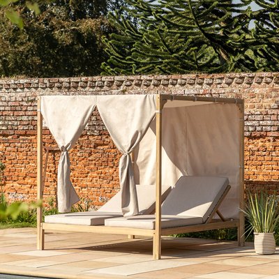Sanford Double Garden Covered Daybed SO'HOME
