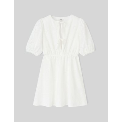 Robe courte en broderie anglaise BZB