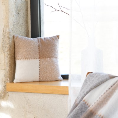 Housse de coussin à carreaux aspect mohair HOME MAISON
