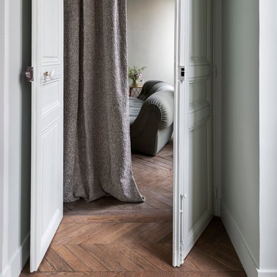 Rideau Pietro Tamisant en Texture bouclette au motif micro damier Blanc 136x350 cm MADURA