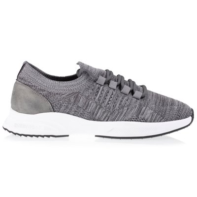 Baskets très confortables, et faciles a enfiler ISOTONER