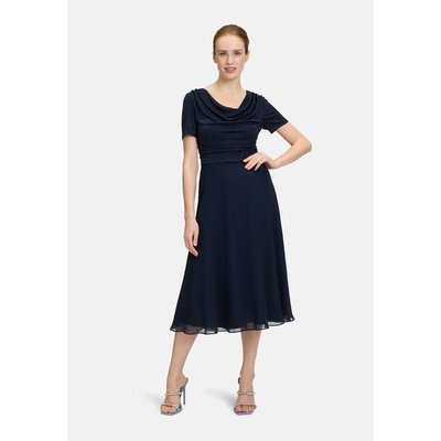 Robe de cocktail au look scintillant VERA MONT