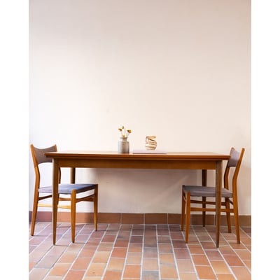 Table à manger scandinave Karla N°1251 - Bon état DEBONGOUT