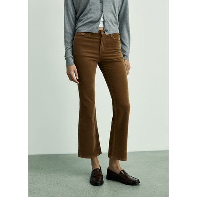 Pantalon Sienna flare crop velours côtelé MANGO