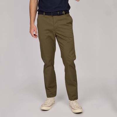 Chino coupe ajustée MISE AU GREEN