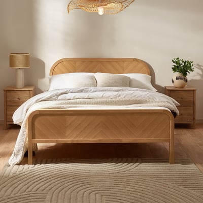 Mavi Chevron Oak Bed SO'HOME