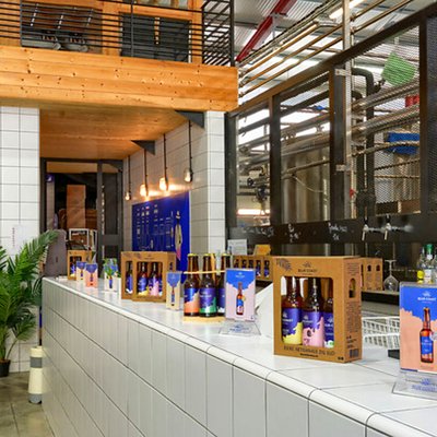 Pack de 12 bouteilles de bières artisanales brassées à Nice- SMARTBOX - Coffret Cadeau Gastronomie SMARTBOX
