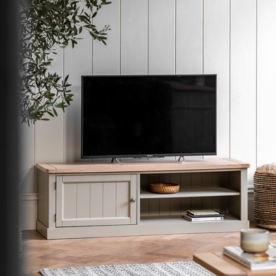 Ende Shaker-Style Oak TV Stand SO'HOME