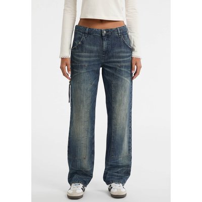Jean Carpenter Zippé GUESS