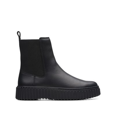 Torhill Maple Chelsea Boots in Leather CLARKS