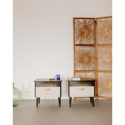 Paire de tables de chevet aux multiples rangements Maïa N°1594 - Bon état DEBONGOUT