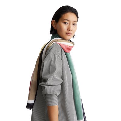 Foulard à l'imprimé allover avec TENCEL™ Lyocell MARC O'POLO