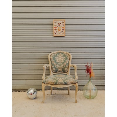 Fauteuil en bois beige et tissu bleu Ernest N°1618 - Bon état DEBONGOUT