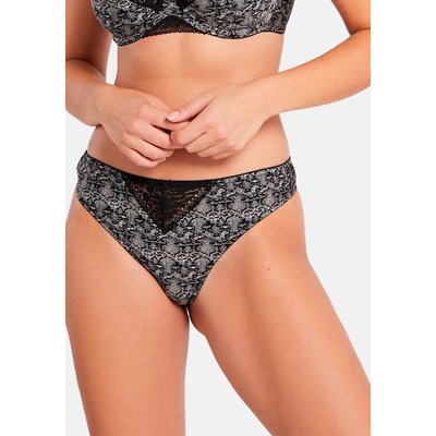string en  dentelle Nour SANS COMPLEXE