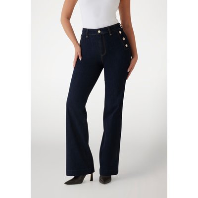 Jean Chino New Faye GUESS