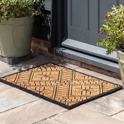 Contrasting Black/Natural Doormat SO'HOME