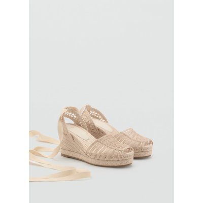 Chaussure à talon compensé en jute à brides MANGO