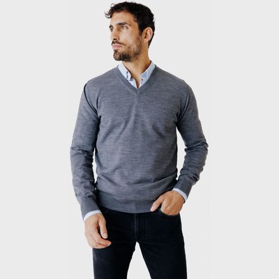 Pull col V en laine mérinos ACROSS