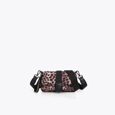 Sac à bandoulière en nylon imprimé léopard LOLA CASADEMUNT