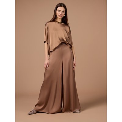 Pantalon palazzo réalisé en satin de viscose OLTRE