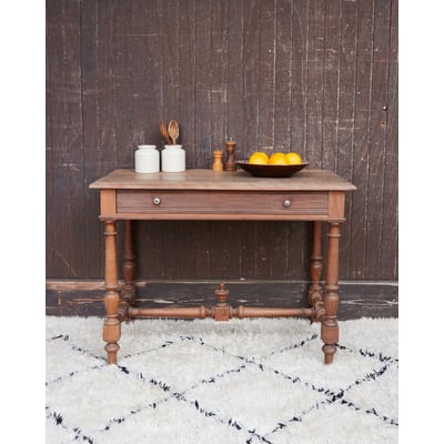 Table en bois patiné Francine N°1692 - Bon état DEBONGOUT