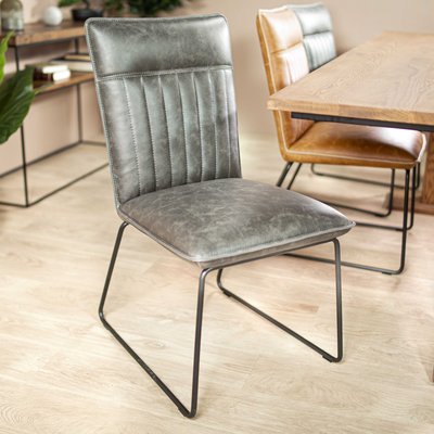 Chaise de salle à manger gris vintage OKA (lot de 2) PIER IMPORT