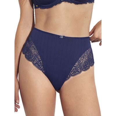 Shorty string Nicole SELMARK