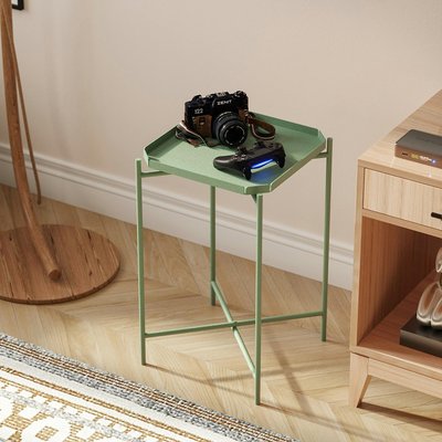 Petite table d’appoint verte carrée, pieds croisés SFAX PIER IMPORT