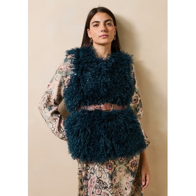 Veste courte en imitation fourrure sans manches LA FEE MARABOUTEE