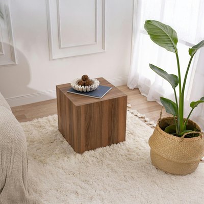 Bout de canapé cube effet bois de noyer - style design MARFA PIER IMPORT
