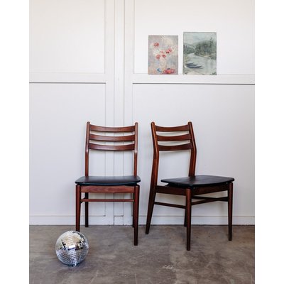 Paire de chaises en bois Alma N°361 - Bon état DEBONGOUT