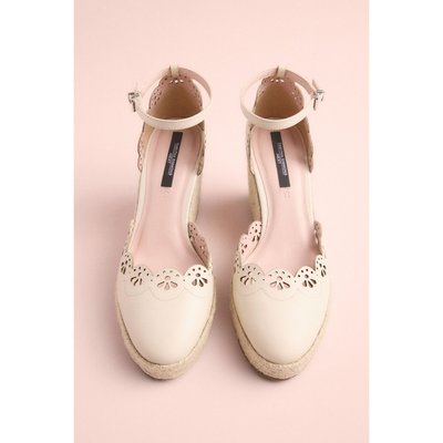 Espadrilles compensées à découpe laser NEXT