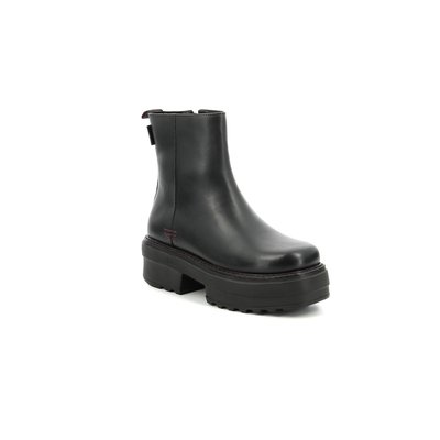 Boots Cuir KICK HELGA KICKERS