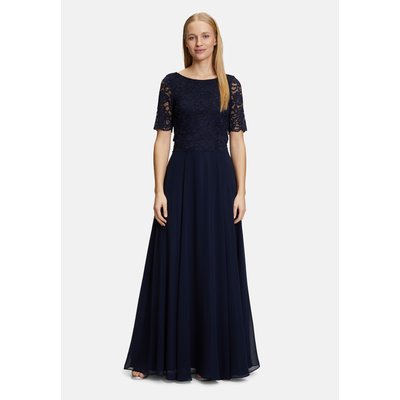 Robe de soirée en dentelle VERA MONT