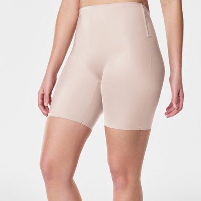 Panty gainant mi-cuisse avec le dos décolleté SPANX