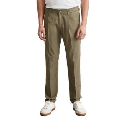 Chino modèle Osby Jogger tapered en mélange léger de coton et de lin bio MARC O'POLO