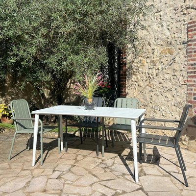 Table de jardin en aluminium finition blanc 140 cm STOCKHOLM PIER IMPORT