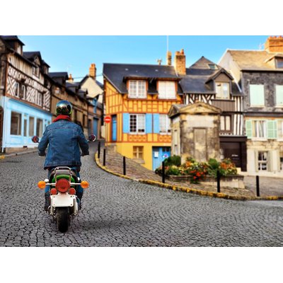 Escapade rétro de 3h sur la Côte Fleurie en scooter Yamaha Chappy - SMARTBOX - Coffret Cadeau Sport et Aventure SMARTBOX
