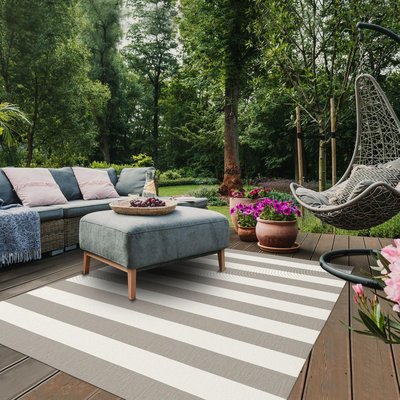 Tapis salon NOKA en polypropylène doux et soyeux Fait en Europe UN AMOUR DE TAPIS