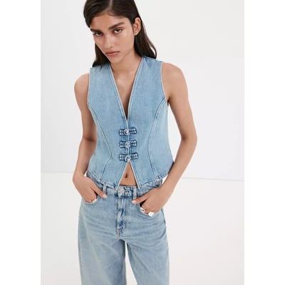 Top en denim à brandebourgs MANGO