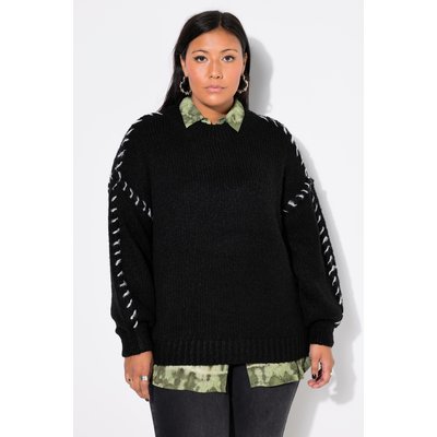 Pull oversize. Manches longues et coutures STUDIO UNTOLD